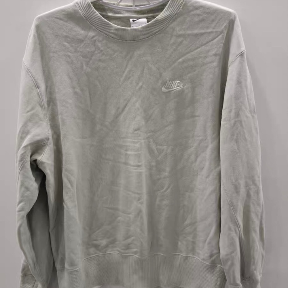 Nike Men's Gray Long Sleeve Tee